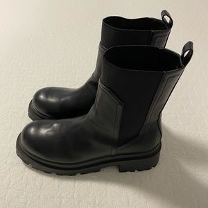 Dolce Vita Chelsea Boot